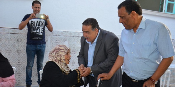 على خطى والي تونس : والي سوسة يتعهّد بمواصلة التصدي لظاهرة الانتصاب الفوضوي في انتظار فضاء جديد للباعة